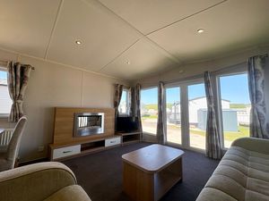 Lounge- click for photo gallery